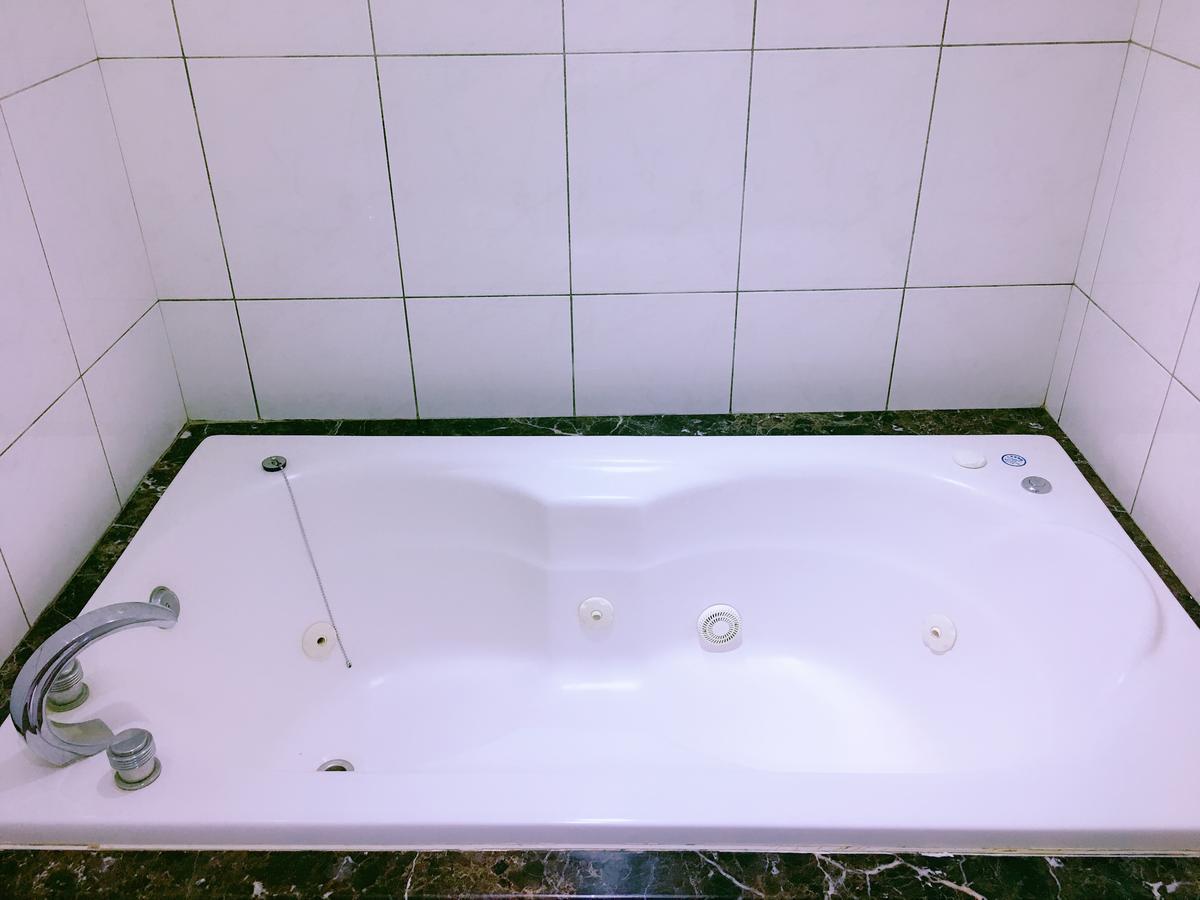 Meng Qi Hotel Đài Bắc Ngoại thất bức ảnh
